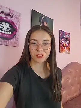 EmmaValencia  online show from 9, 2, 2026