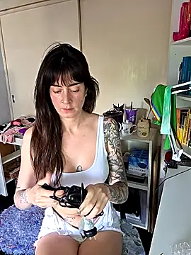 dandanbarr online show from 2, 11, 2025