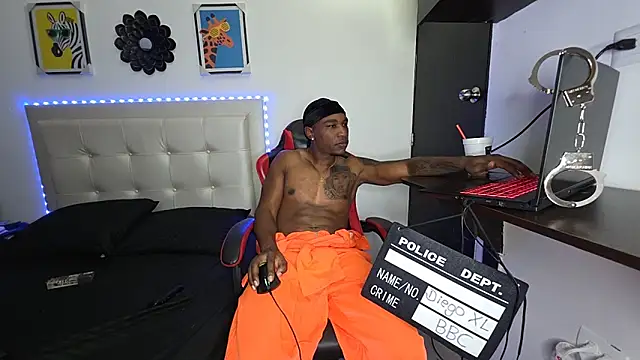 DiegoXL111 online show from 4, 10, 2025