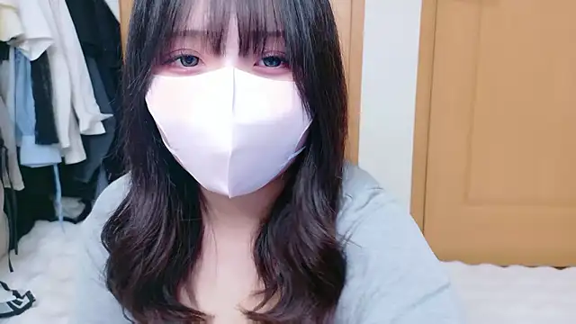 YUKINA 00 online show from 10, 7, 2026