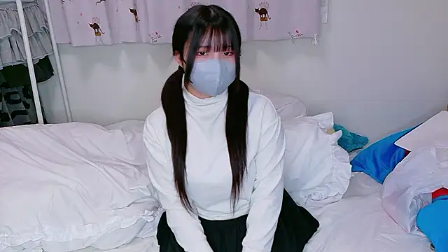 YUKINA 00 online show from 20, 12, 2025