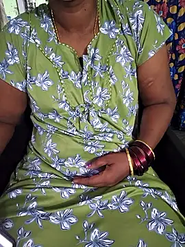 Snapshot of Tamilselviroja- chatting on 21, 6, 2026 Tamilselviroja- online show from 21, 6, 2026