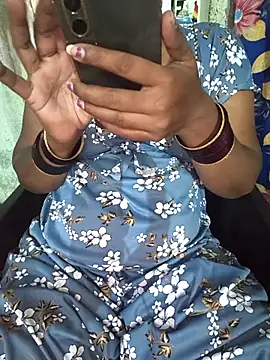 Snapshot of Tamilselviroja- chatting on 24, 6, 2026 Tamilselviroja- online show from 24, 6, 2026