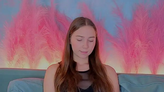 OliviaLay online show from 17, 12, 2025