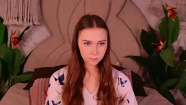 OliviaLay online show from 7, 11, 2025