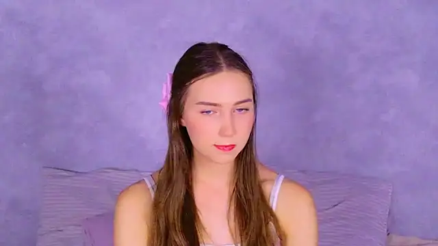 OliviaLay online show from 24, 11, 2025