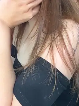 Sexy dancing girl online show from 14, 4, 2026