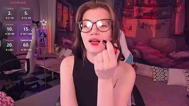 Snapshot of CathyAdams chatting on 19, 12, 2025 CathyAdams online show from 19, 12, 2025