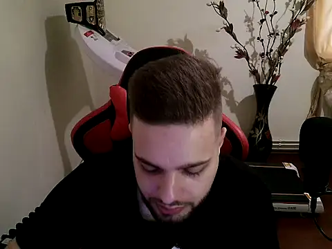 KingAdonisss online show from 6, 10, 2025