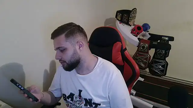 KingAdonisss online show from 4, 11, 2025