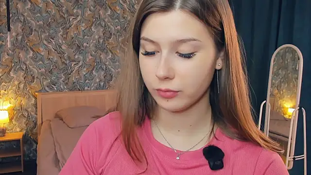 Snapshot of MondoNeko chatting on 19, 11, 2025 MondoNeko online show from 19, 11, 2025