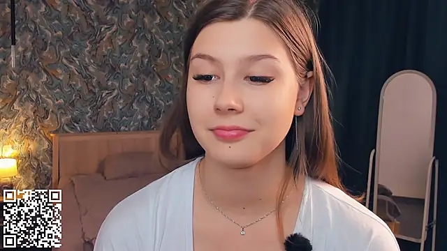 Snapshot of MondoNeko chatting on 21, 11, 2025 MondoNeko online show from 21, 11, 2025