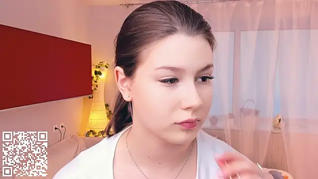 Snapshot of MondoNeko chatting on 24, 10, 2025 MondoNeko online show from 24, 10, 2025