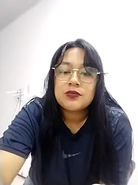  LunaSweet online show from 1, 10, 2025
