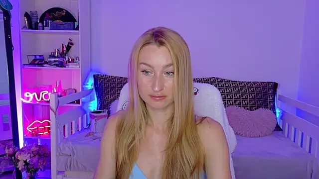 MysticRoxanne online show from 23, 12, 2025