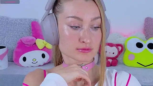 MysticRoxanne online show from 17, 11, 2025