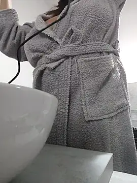 sexyguenda online show from 17, 11, 2025