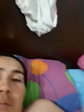 single-mother-indecent- online show from 5, 10, 2025