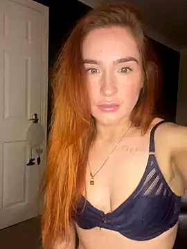 Snapshot of Cherry-L-28 chatting on 20, 10, 2025 Cherry-L-28 online show from 20, 10, 2025