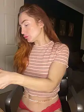 Snapshot of Cherry-L-28 chatting on 24, 11, 2025 Cherry-L-28 online show from 24, 11, 2025