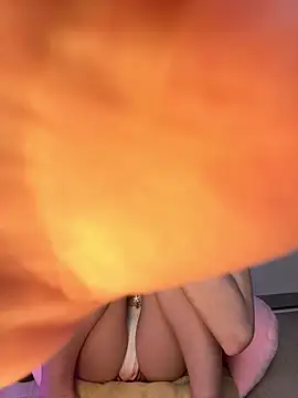 Snapshot of bunnyirisluv chatting on 26, 2, 2026 bunnyirisluv online show from 26, 2, 2026