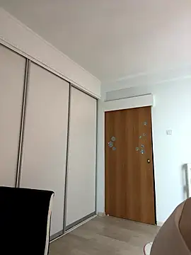 bunnyirisluv online show from 9, 1, 2026