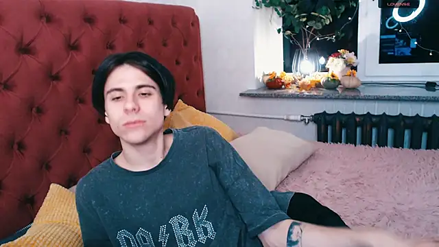 Ellis Rin online show from 23, 11, 2025