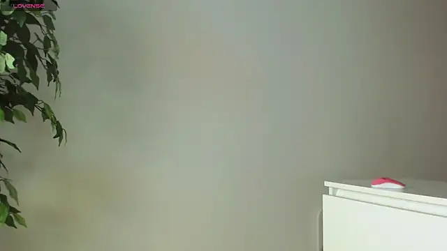 Snapshot of trixietaylor chatting on 9, 11, 2025 trixietaylor online show from 9, 11, 2025