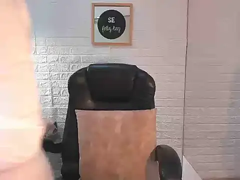 Eily Blunts online show from 9, 10, 2025