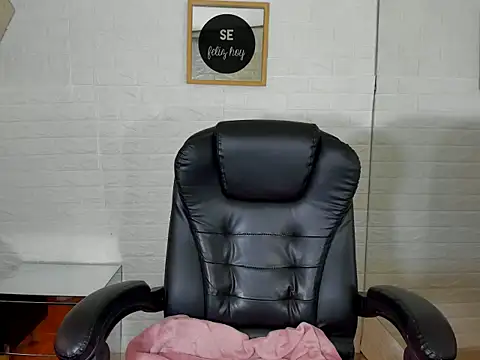 Eily Blunts online show from 7, 10, 2025