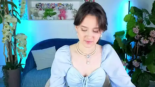 EvaSwen online show from 23, 10, 2025