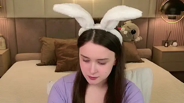 EvaSwen online show from 7, 4, 2026