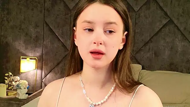 EvaSwen online show from 29, 4, 2026