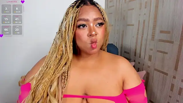 Snapshot of Fenty_melo chatting on 22, 5, 2026 Fenty melo online show from 22, 5, 2026
