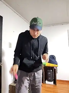 jovencolombianht online show from 18, 4, 2026