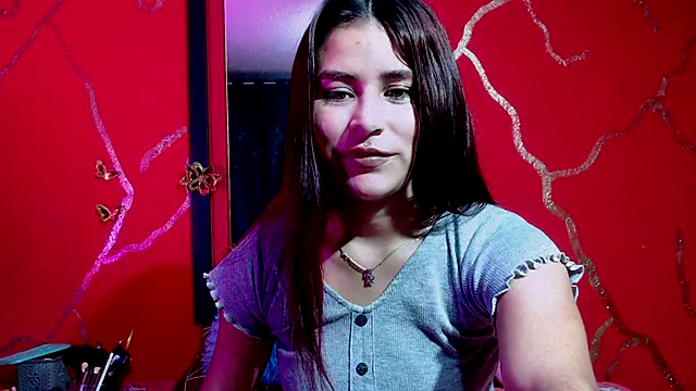 Snapshot of Zayra_Velisse1 chatting on 29, 10, 2025 Zayra Velisse1 online show from 29, 10, 2025