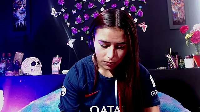 Snapshot of Zayra_Velisse1 chatting on 6, 10, 2025 Zayra Velisse1 online show from 6, 10, 2025