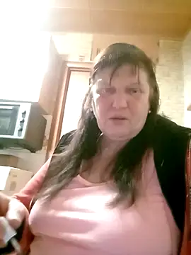 Apeesynka55211 online show from 13, 1, 2026