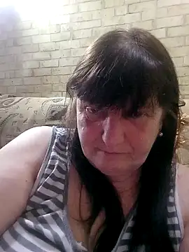 Apeesynka55211 online show from 15, 4, 2026