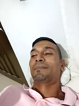 exotico2323 online show from 18, 10, 2025