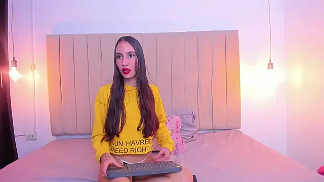 mara hil online show from 2, 12, 2025