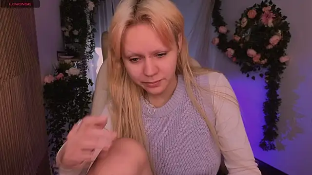 kitten murray  online show from 13, 11, 2025