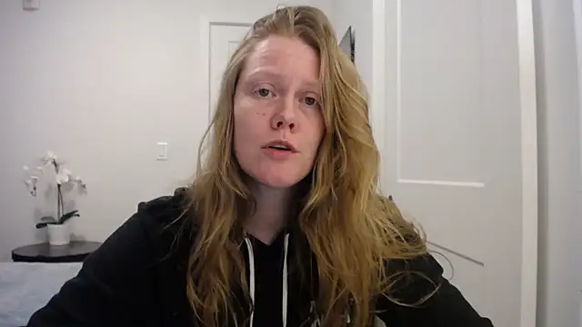 naughtyfox89 online show from 18, 4, 2026