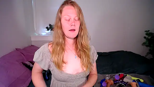 naughtyfox89 online show from 6, 8, 2026