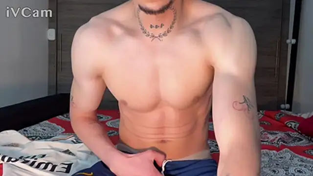 strongManLatino online show from 26, 7, 2026