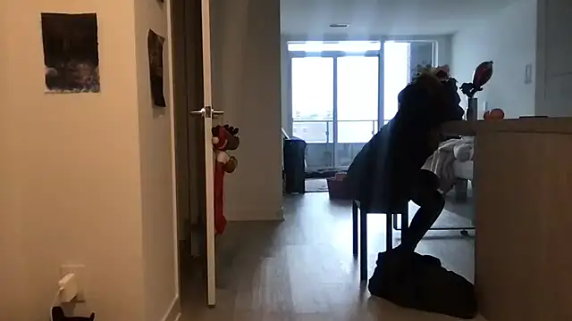 tia   fox online show from 18, 2, 2026