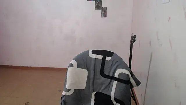 Snapshot of SexyDolly777 chatting on 3, 11, 2025 SexyDolly777 online show from 3, 11, 2025