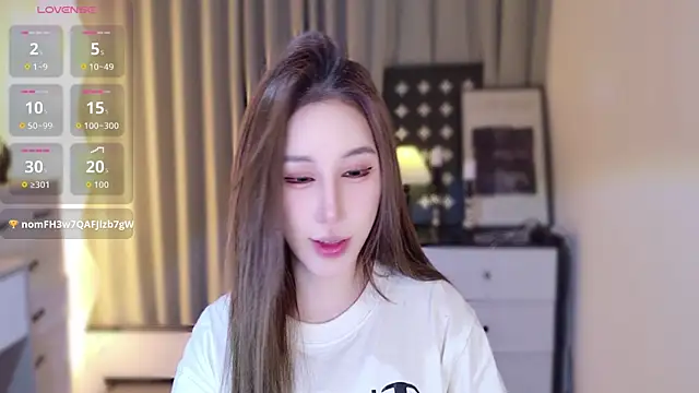 funnygirl0929 online show from 8, 4, 2026