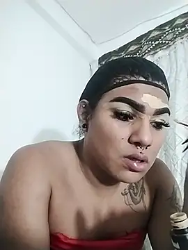 RobertaxGutierrez online show from 12, 10, 2025