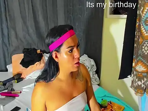 RobertaxGutierrez online show from 21, 12, 2025